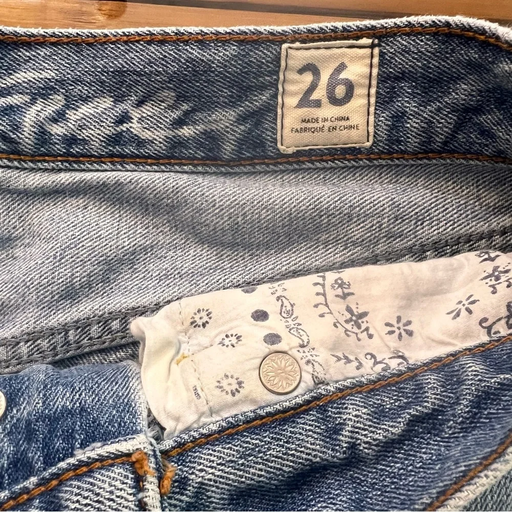 Free People Sofia cut off jean shorts - Picture 6 of 7